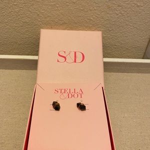 Rebel Stud in Rose Gold (Stella & Dot)